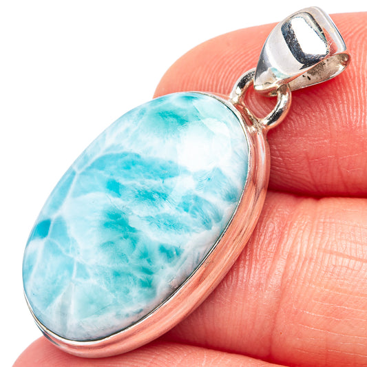 Oval Larimar pendant in .925 sterling silver, close-up of bail