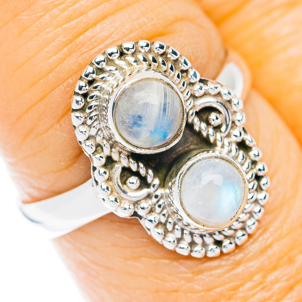 Southwestern Style Rainbow Moonstone Ring Size 7.75 (.925 Sterling Silver)