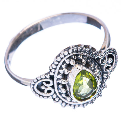 Value Peridot Ring Size 7.25 (925 Sterling Silver) R3056