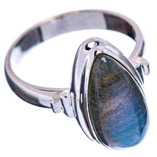 925 sterling silver ring with oval labradorite, blue-gray shimmer centerpiece