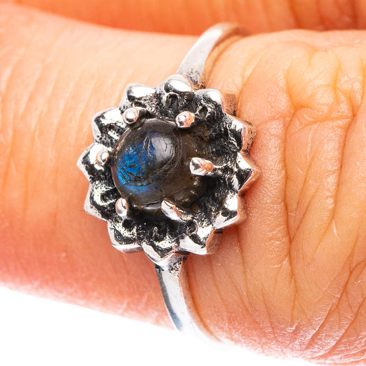 Sterling silver labradorite ring, size 6, ornate prong setting with blue flash