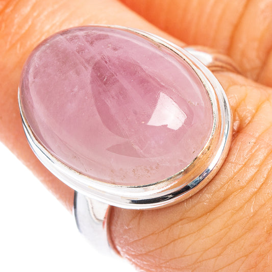 Sterling silver ring with pink oval kunzite cabochon