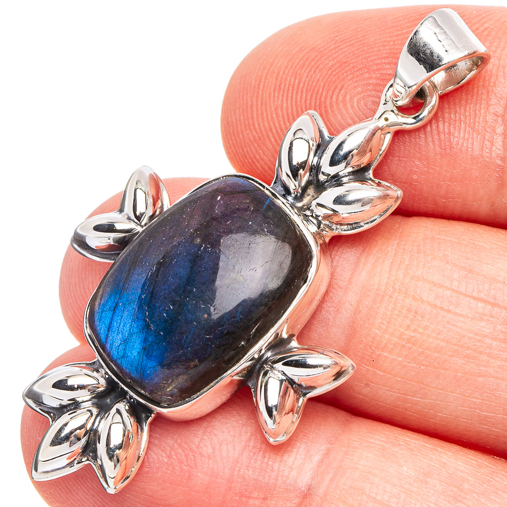 Labradorite 925 Sterling Silver Premium Pendants 1 3/4" (925 Sterling Silver) P43751