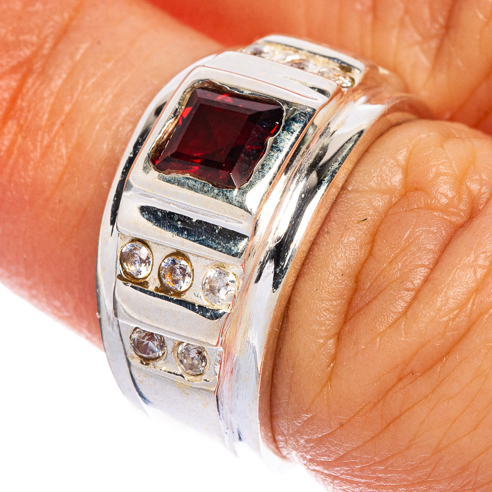 Garnet Ring Size 6 (925 Sterling Silver) R147228