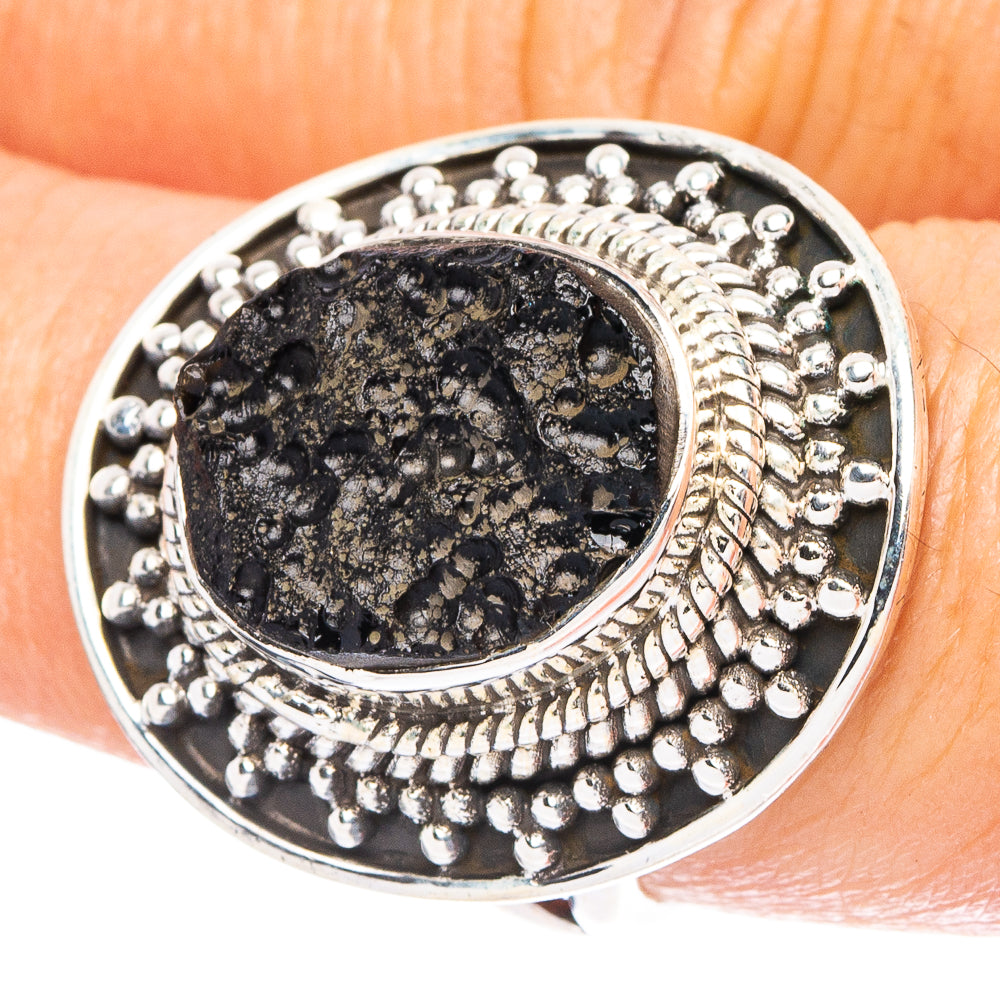 Tektite 925 Sterling Silver Ring Size 8 (925 Sterling Silver) R6440
