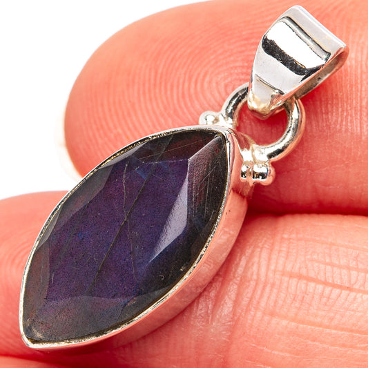 Oval labradorite pendant with faceted blue-silver sheen and .925 sterling silver bail