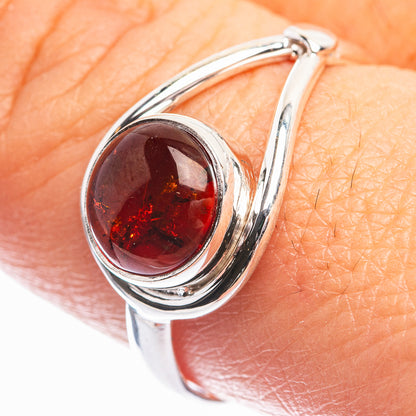 Garnet Ring Size 9 (925 Sterling Silver) R142229