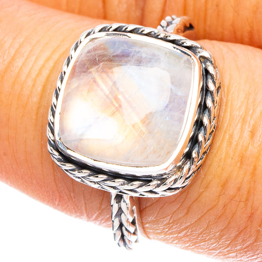 Rainbow Moonstone 925 Sterling Silver Premium Ring Size 7.75 (925 Sterling Silver) R6607