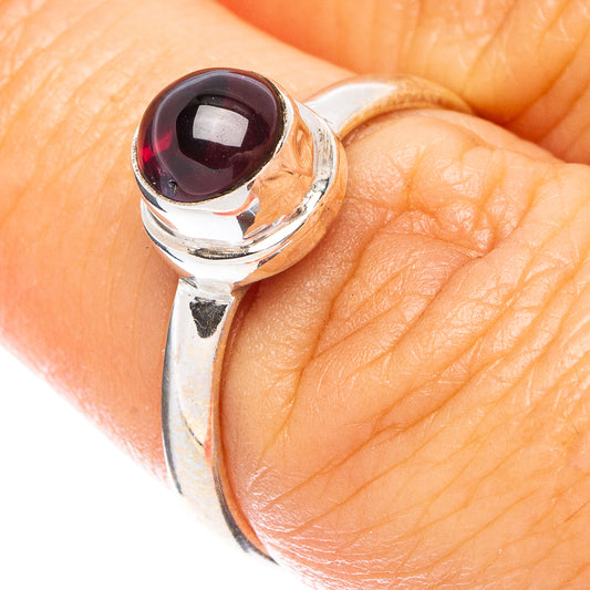 Garnet Dainty Ring Size 6.75 (925 Sterling Silver) R5270