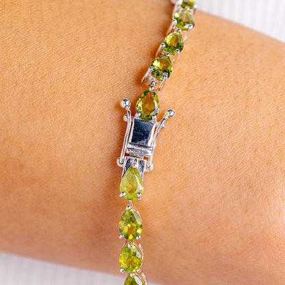 Premium Peridot Tennis Bracelet 7" (.925 Sterling Silver)