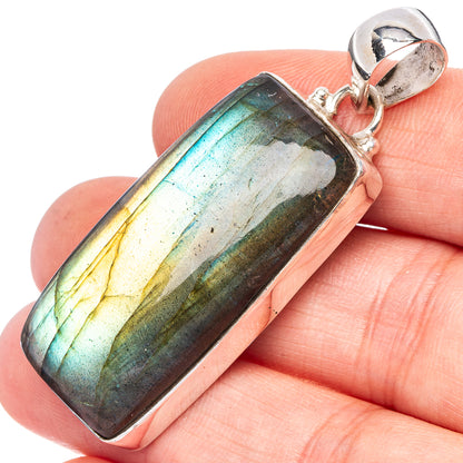 Labradorite Pendant 2" (925 Sterling Silver) P43177