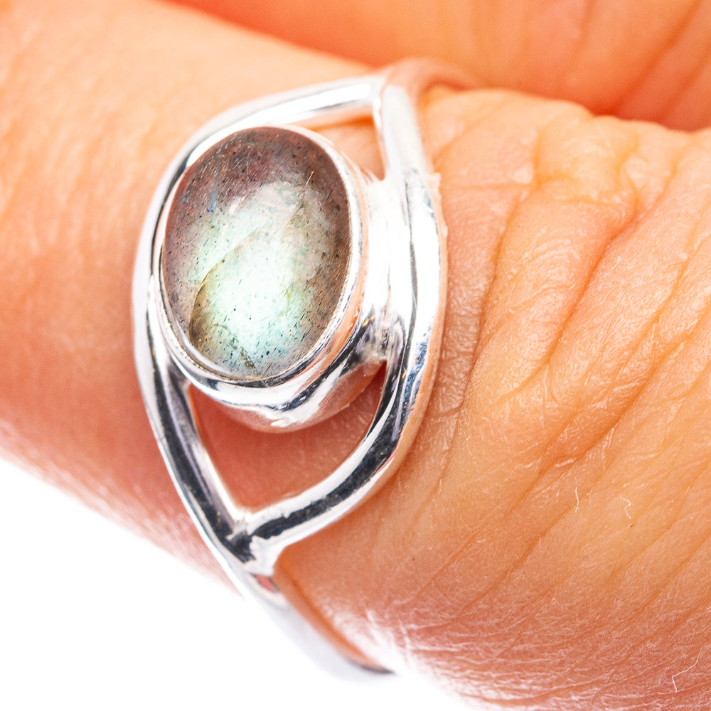 Labradorite Dainty Ring Size 6 (925 Sterling Silver) R142556