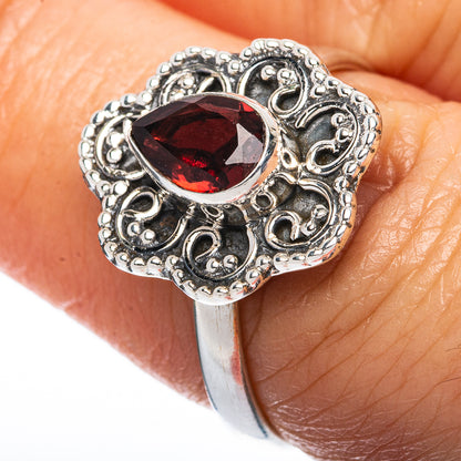 Value Garnet Ring Size 7.75 (925 Sterling Silver) R3272