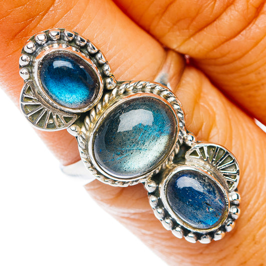 Labradorite Ring Size 7 (.925 Sterling Silver)