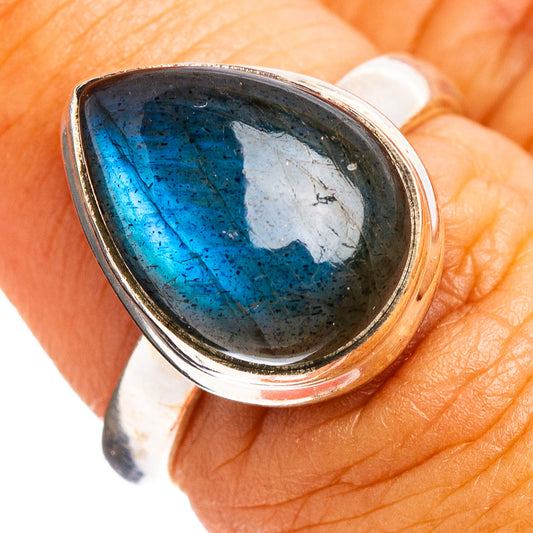 Labradorite Ring Size 6.75 (.925 Sterling Silver)
