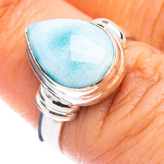 Sterling silver larimar ring size 6 with oval sky-blue stone and ribbed shank detail