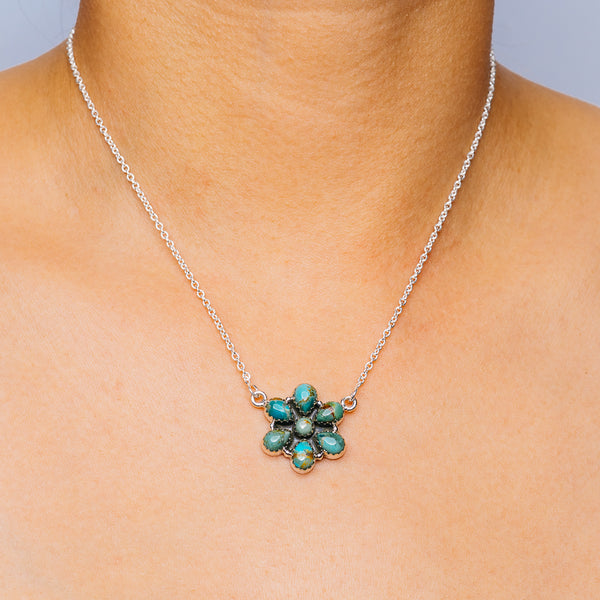 Southwestern Style Kingman Turquoise Necklace 17 to 19" (.925 Sterling Silver)