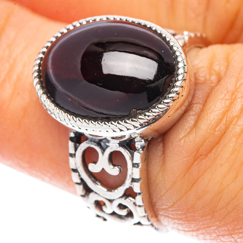 Garnet 925 Sterling Silver Ring Size 6.5 (925 Sterling Silver) R5414