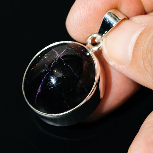 Premium Star Garnet Pendant 1 1/2" (.925 Sterling Silver)