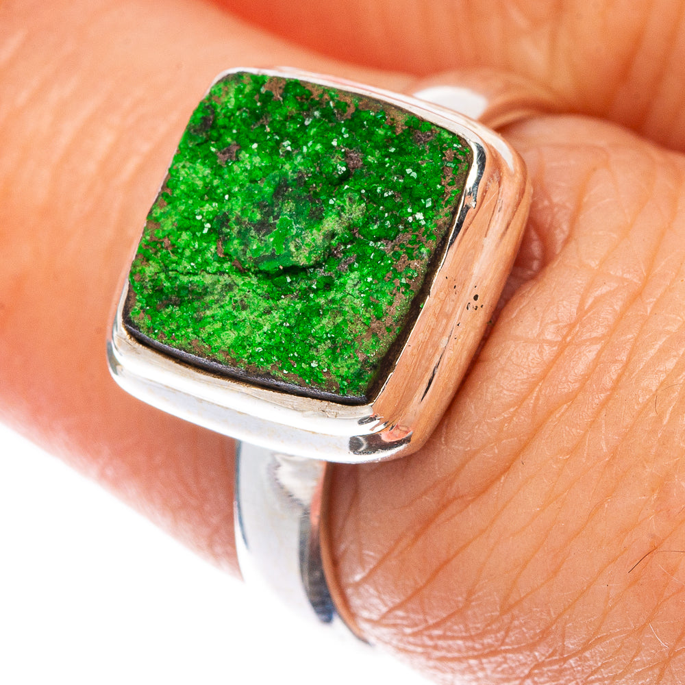 Rare Uvarovite Garnet Ring Size 6.75 (925 Sterling Silver) R1549