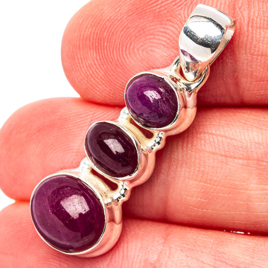 3-stone ruby pendant with three oval purple gemstones in .925 silver setting
