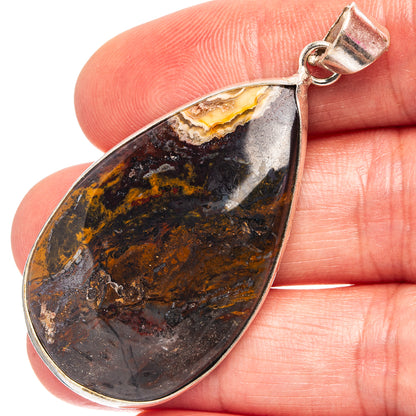 Unknown Agate Pendant 2 1/8" (Silver Plated)