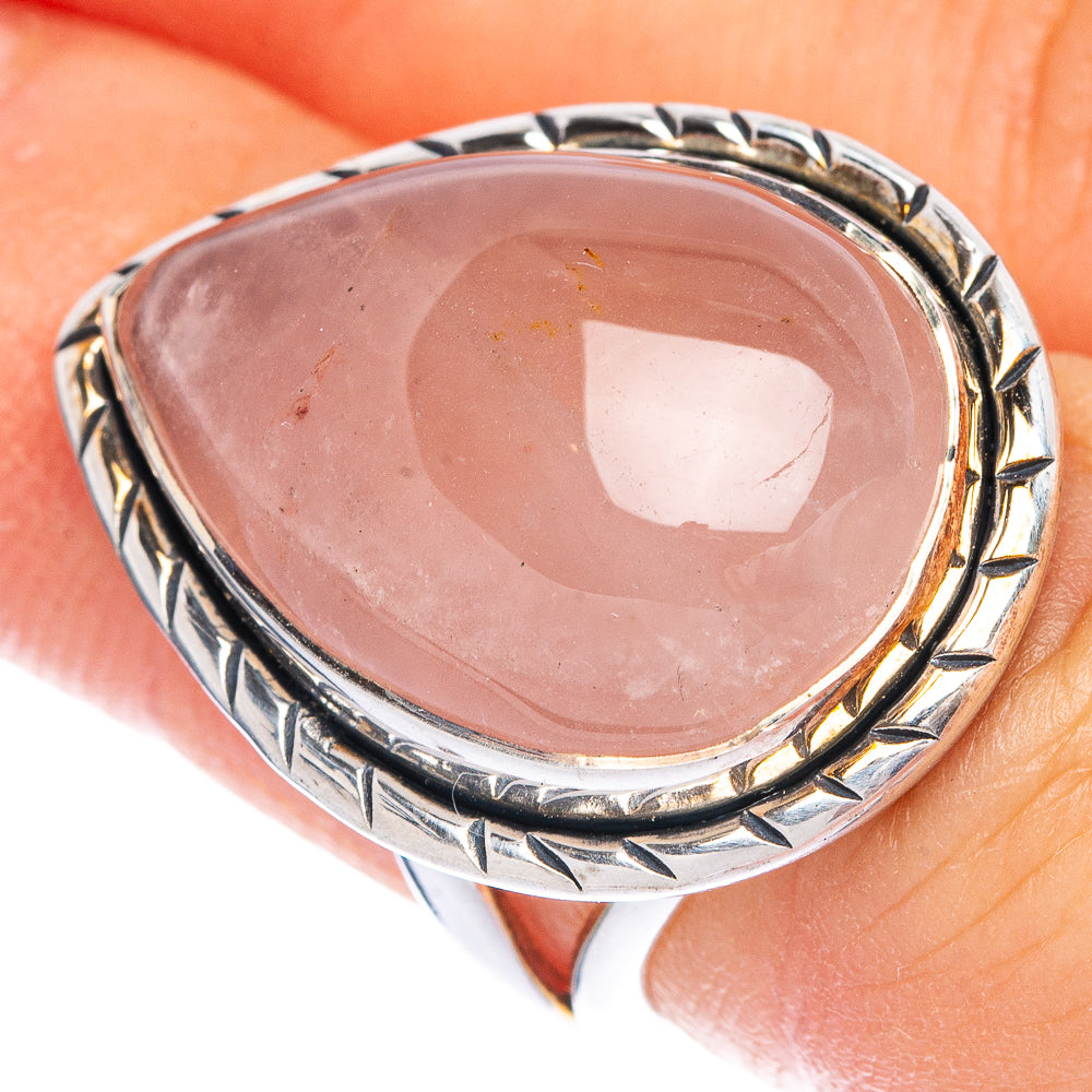 Rose quartz oval ring with 925 sterling silver bezel and engraved edge