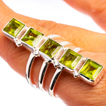 Large Peridot Ring Size 8.5 (925 Sterling Silver) R142870