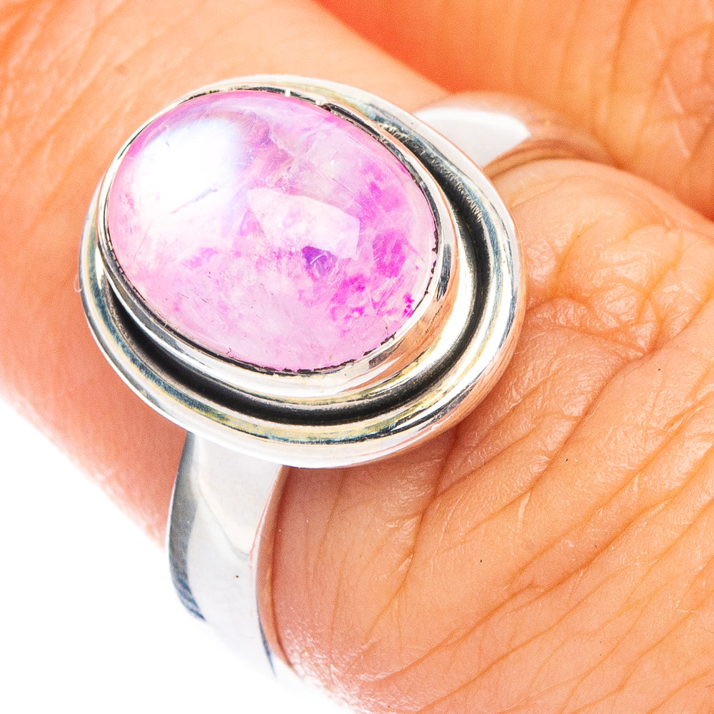 Sterling silver pink moonstone oval cabochon ring, size 6.25