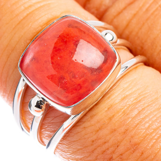 Oval strawberry quartz cabochon sterling silver ring, prong-set