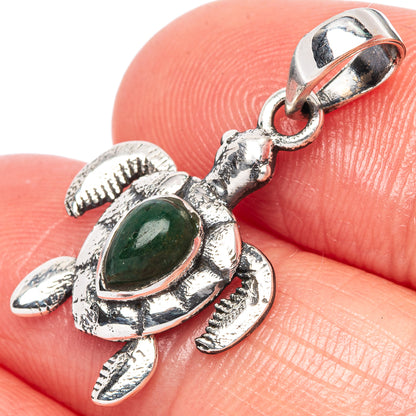Green Onyx Seaturtle Dainty Pendant 1 1/8" (925 Sterling Silver) P43550