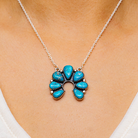 Southwestern Style White Water Turquoise Necklace 17 to 19" (.925 Sterling Silver)