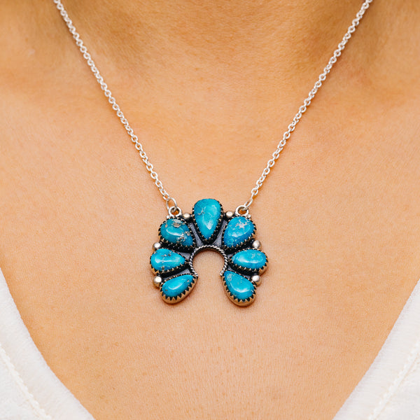 Southwestern Style White Water Turquoise Necklace 17 to 19" (.925 Sterling Silver)