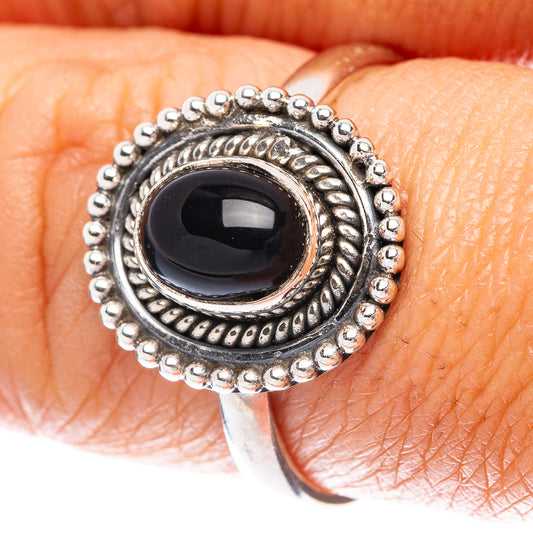 Black Onyx Dainty Ring Size 7.75 (925 Sterling Silver) R5978
