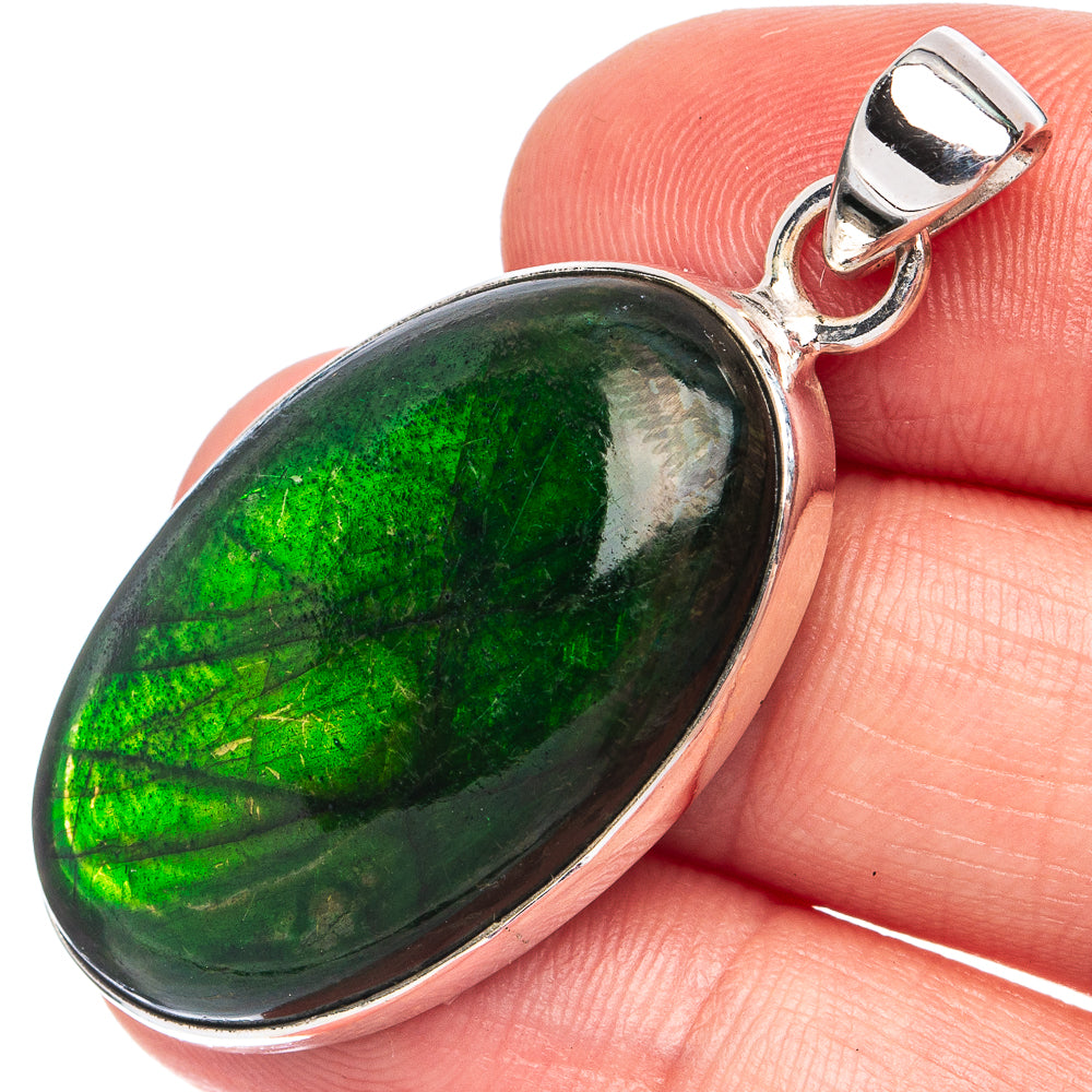 Green labradorite oval pendant with 925 sterling silver bezel and bail