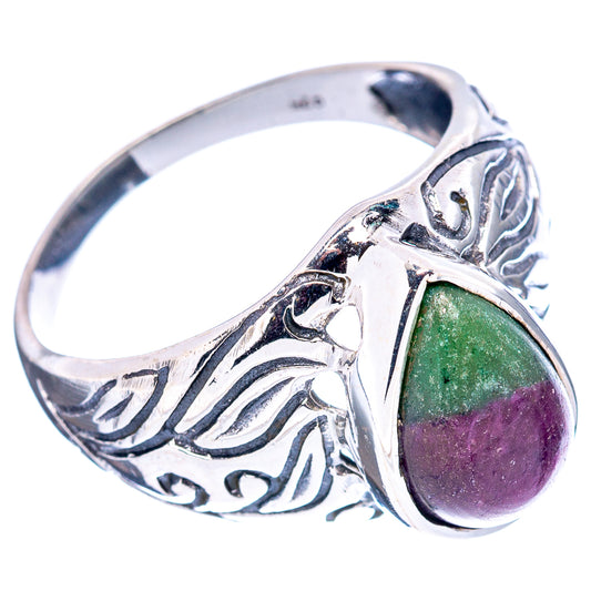 Sterling silver filigree ring size 9 with oval purple/green cabochon stone