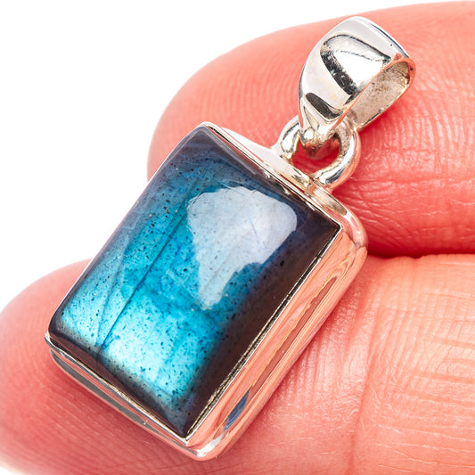 Sterling silver labradorite pendant close-up of rectangular blue labradorescence stone