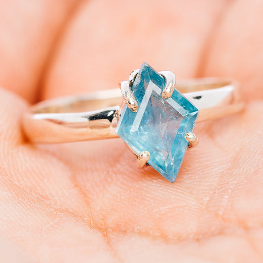 Faceted Paraiba Kyanite Ring Size 9 (.925 Sterling Silver)