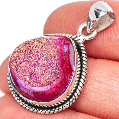 Titanium Druzy Pendant 1 3/8" (925 Sterling Silver) P41468