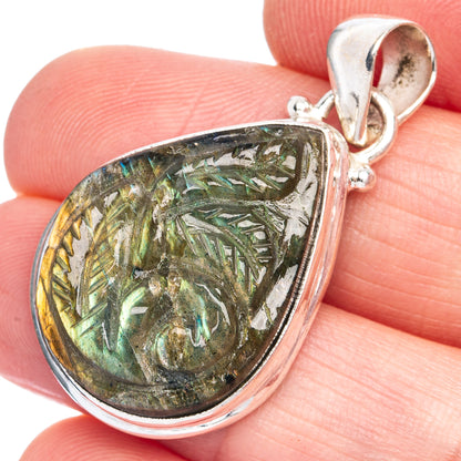 Labradorite Swan Pendant 1 3/8" (925 Sterling Silver) P40331