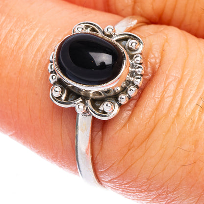 Black Onyx Dainty Ring Size 7.75 (925 Sterling Silver) R147146
