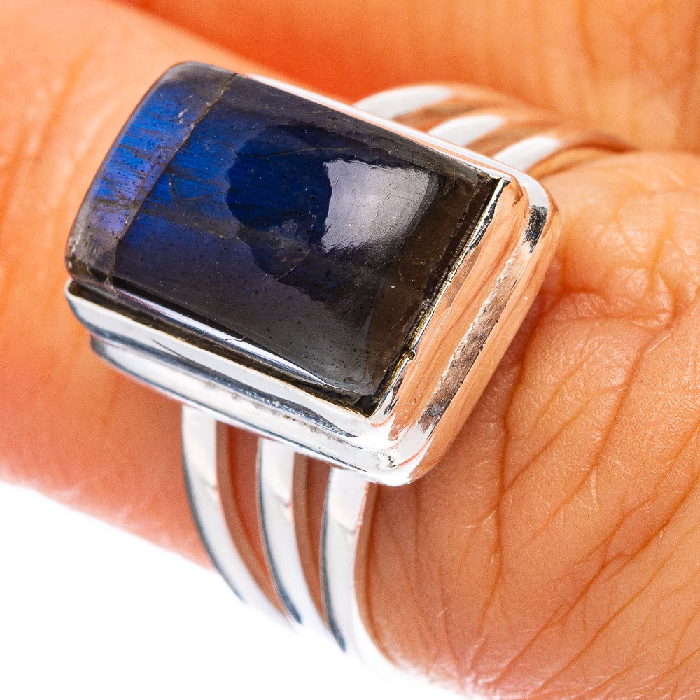 Labradorite Ring Size 6.25 (925 Sterling Silver) R146317