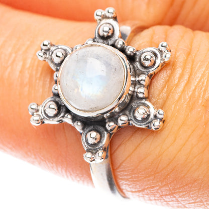 Rainbow Moonstone Flower 925 Sterling Silver Ring Size 7 (925 Sterling Silver) R5484