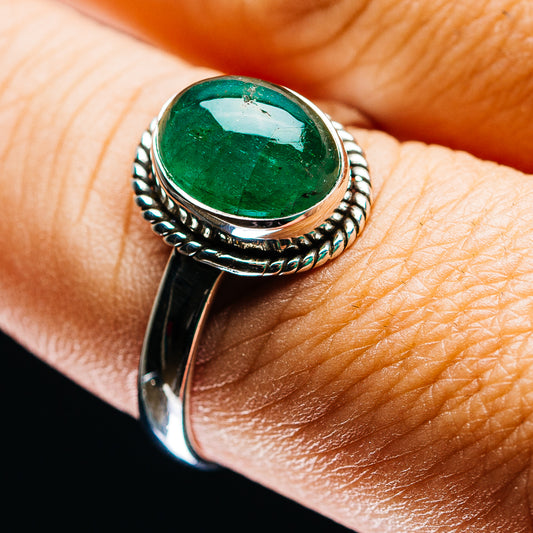 Zambian emerald ring, 925 sterling silver, size 10, green cabochon with rope band