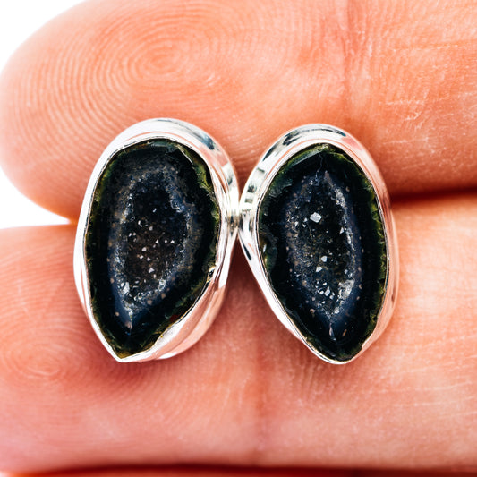 Tabasco geode earrings, .925 sterling silver bezel with oval black druzy stones