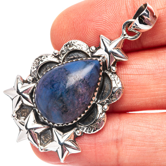 Apatite star pendant in .925 sterling silver with blue teardrop gemstone center