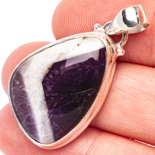 Chevron Amethyst Pendant 1 1/2" (925 Sterling Silver) P44471