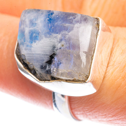 Rough Rainbow Moonstone Ring Size 7 (925 Sterling Silver) RING143382