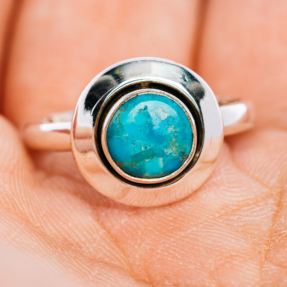 Mohave Turquoise Ring Size 6.75 (.925 Sterling Silver)