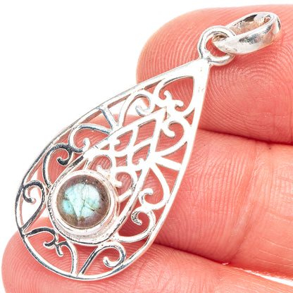 Labradorite Pendant 1 5/8" (925 Sterling Silver) P40157